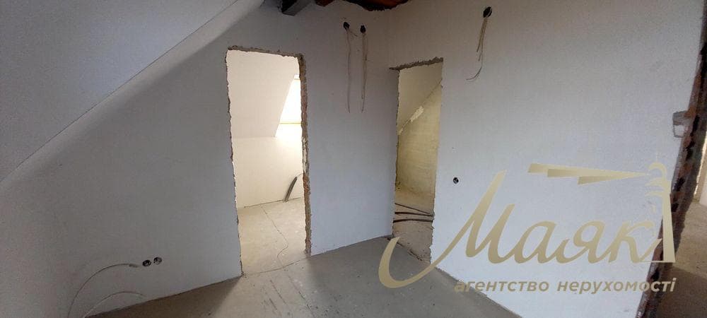 Продажа дома 255м2 + гостевой дом 55м2 в КГ Романков | Обуховское направление | Киевская область