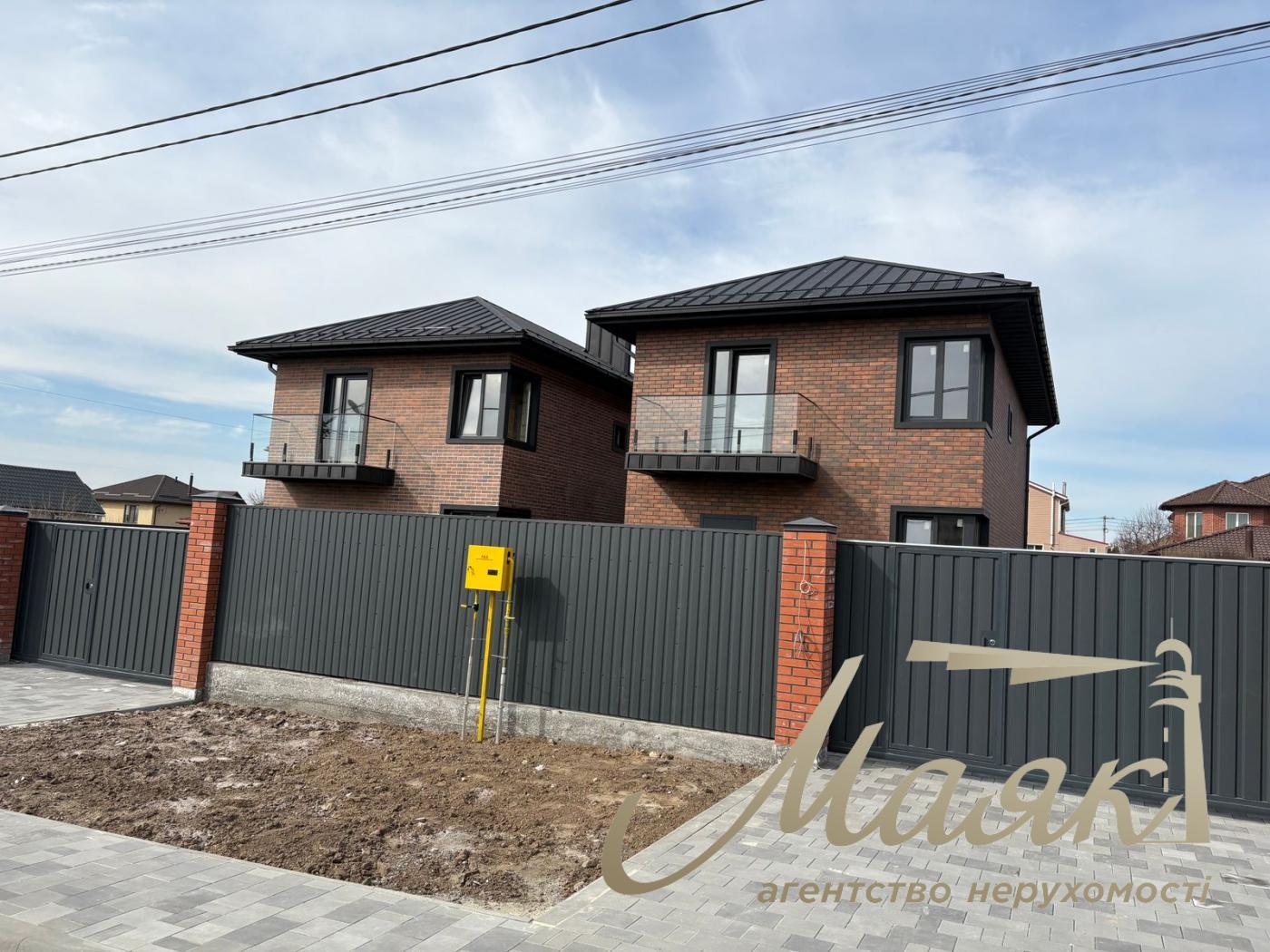 Продаж двоповерхового будинку 118м2 у с.Шевченкове, 15 хвилин до метро Житомирська