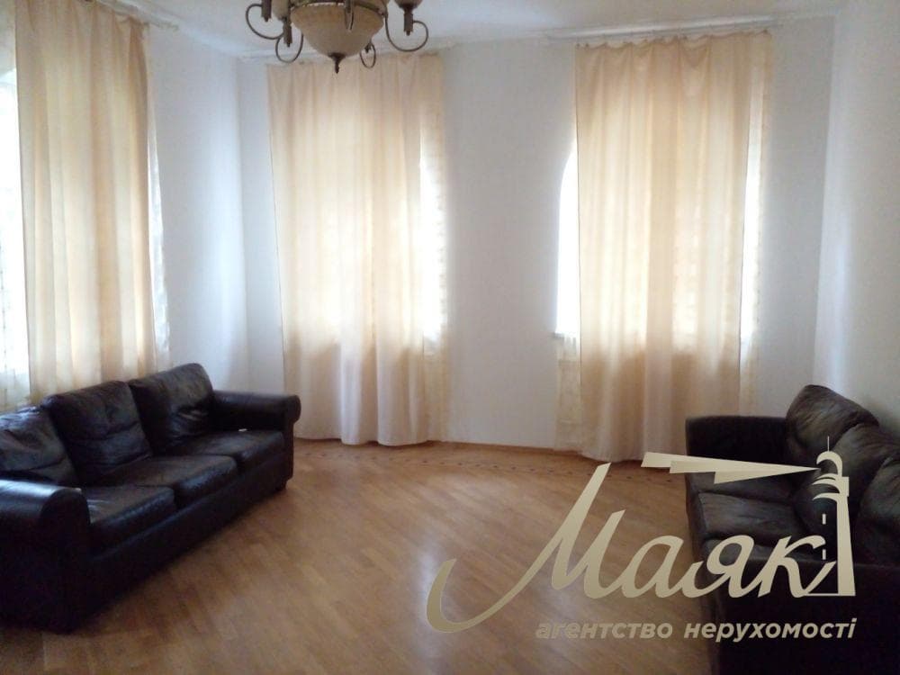 House for rent 300m2, Goloseevsky district, Kyiv, 3 minutes to the subway