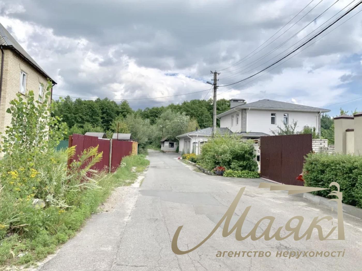 Land plot for sale in Chapaevka village/Vita Litovska str. Yuriy Lavrov, Goloseevskyi district, Kyiv
