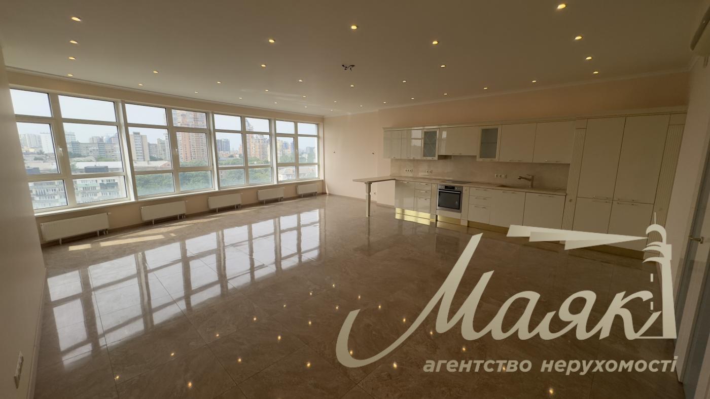 Rent office space 200m2 in the center, Klovskyi Spusk 7