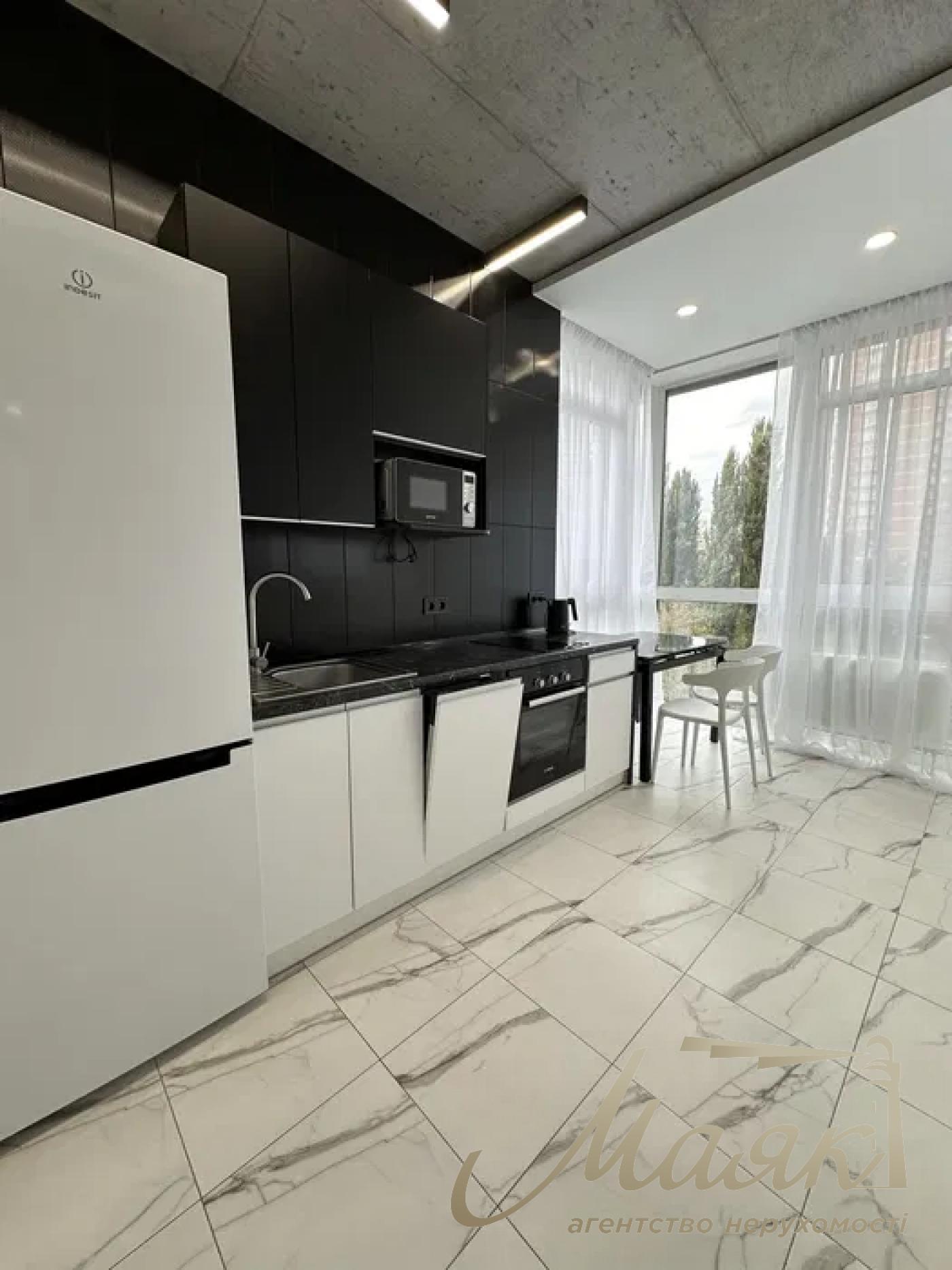 Аренда 1-комнатной квартиры 50м2в ЖК Французкий квартал 2, Предславинская ул., 42