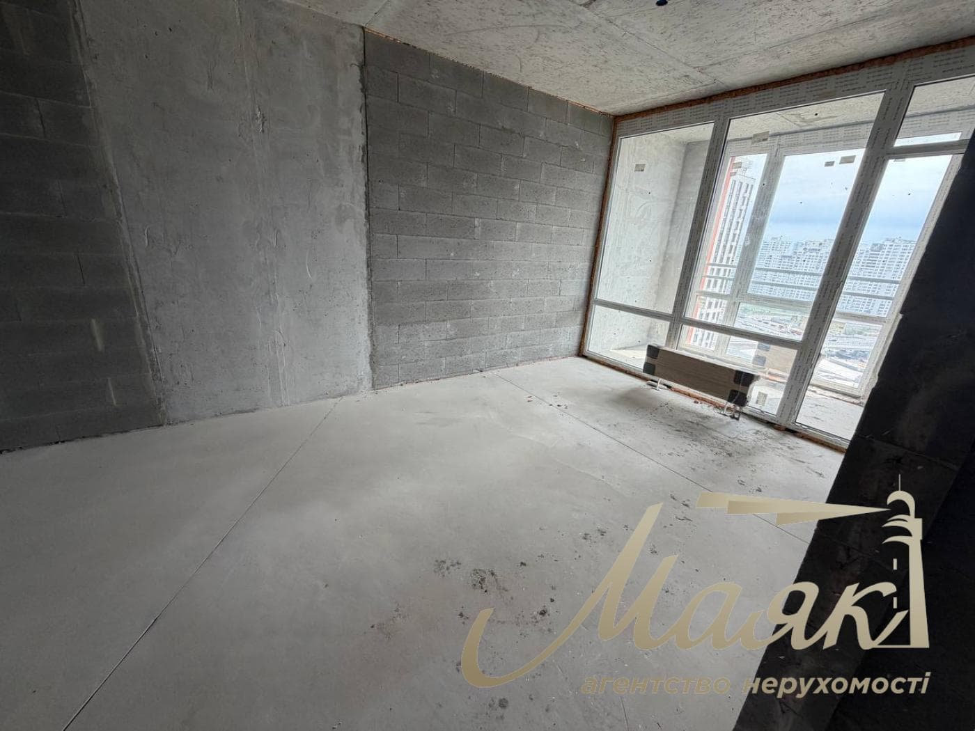 Продаж 2-кімнатної квартири, ЖК Seven (Севен), станція метро «Осокорки»