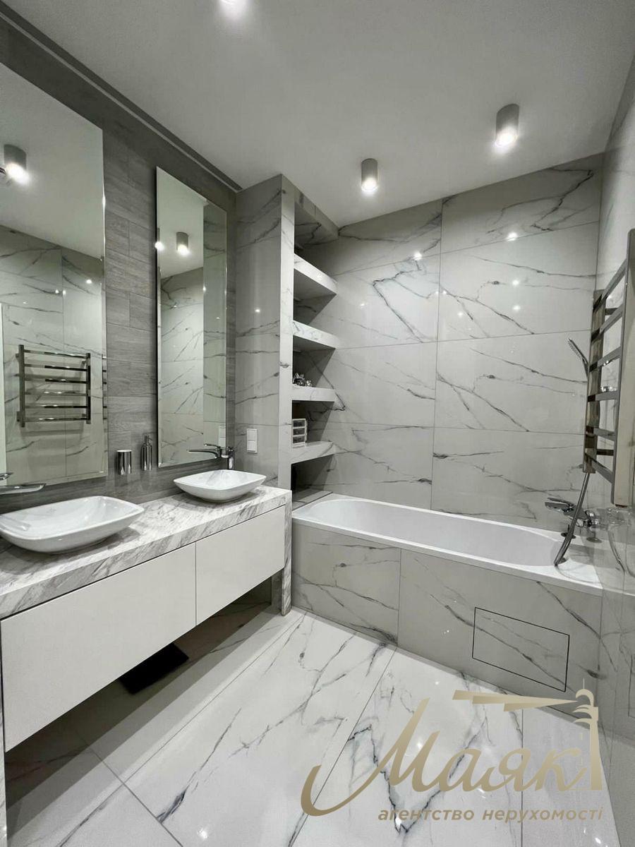 Продаж 3-кімнатної квартири 150м2 в ЖК "Новопечерські Липки", Драгомирова/Верхогляда 14, Печерський район, Центр, Київ