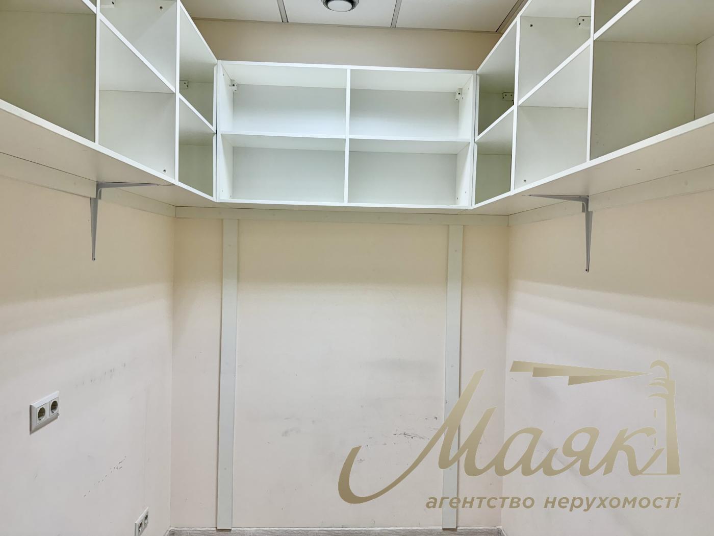 Rental of premises on the first floor of BC Leonardo, Bogdana Khmelnitskogo str.