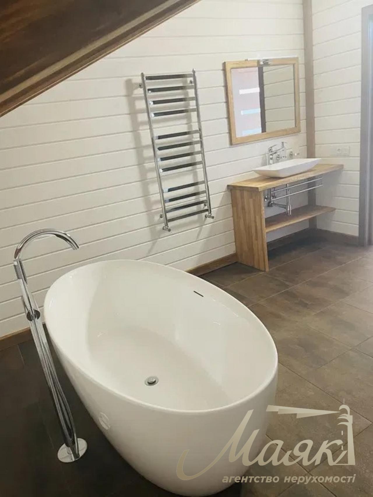 House for rent in Lesniki village near the prestigious Equides Club and Golf Club