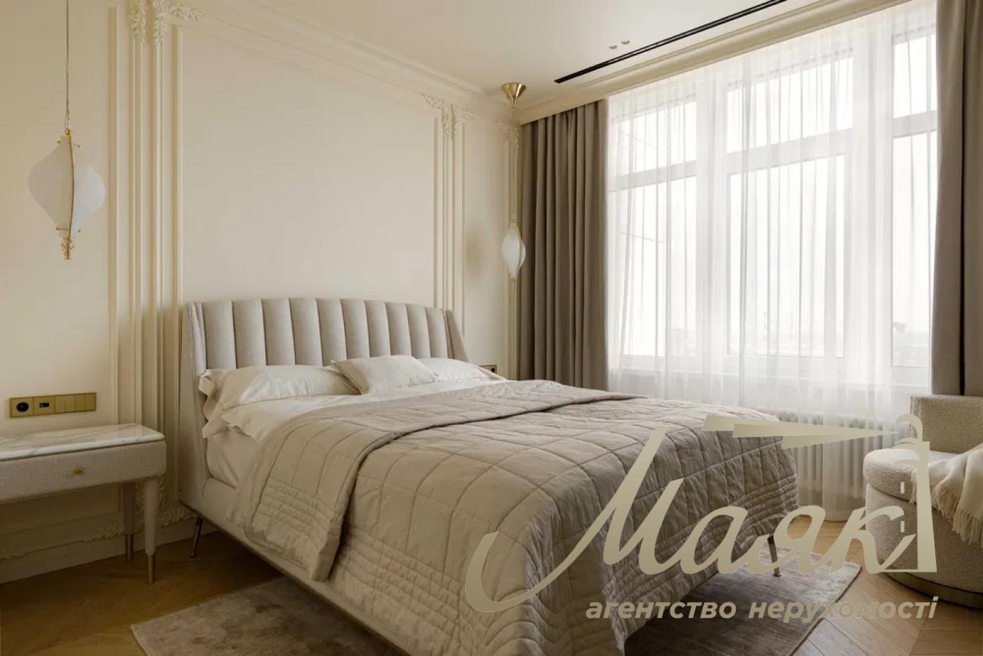 Продаж видової 3-х кімнатної квартири, 147 м2 у ЖК Новопечерські Липки