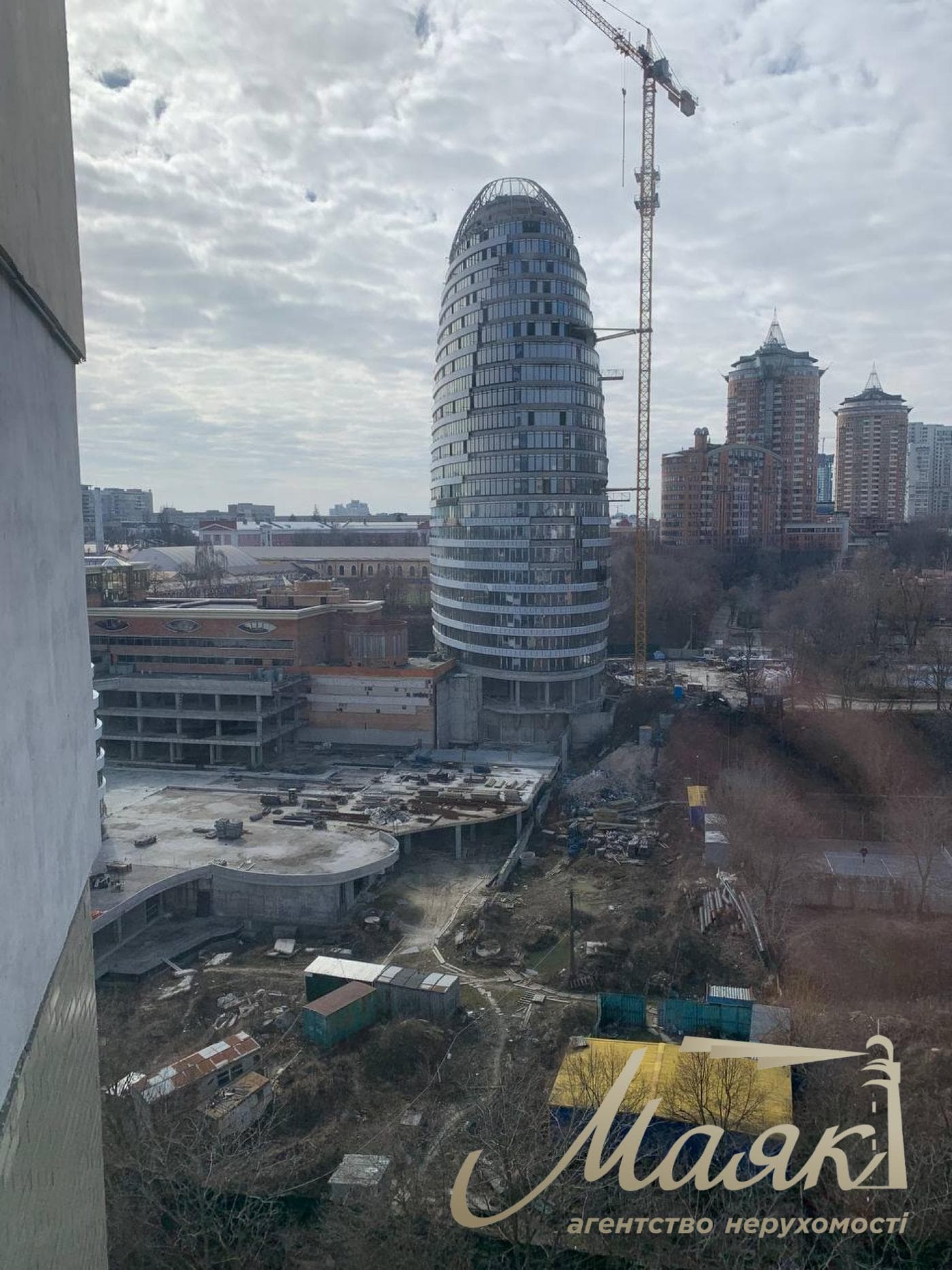 Продаж 4-кімнатної квартири, 117 м², вул. Старонаводницька, 8Б, Печерськ, Київ