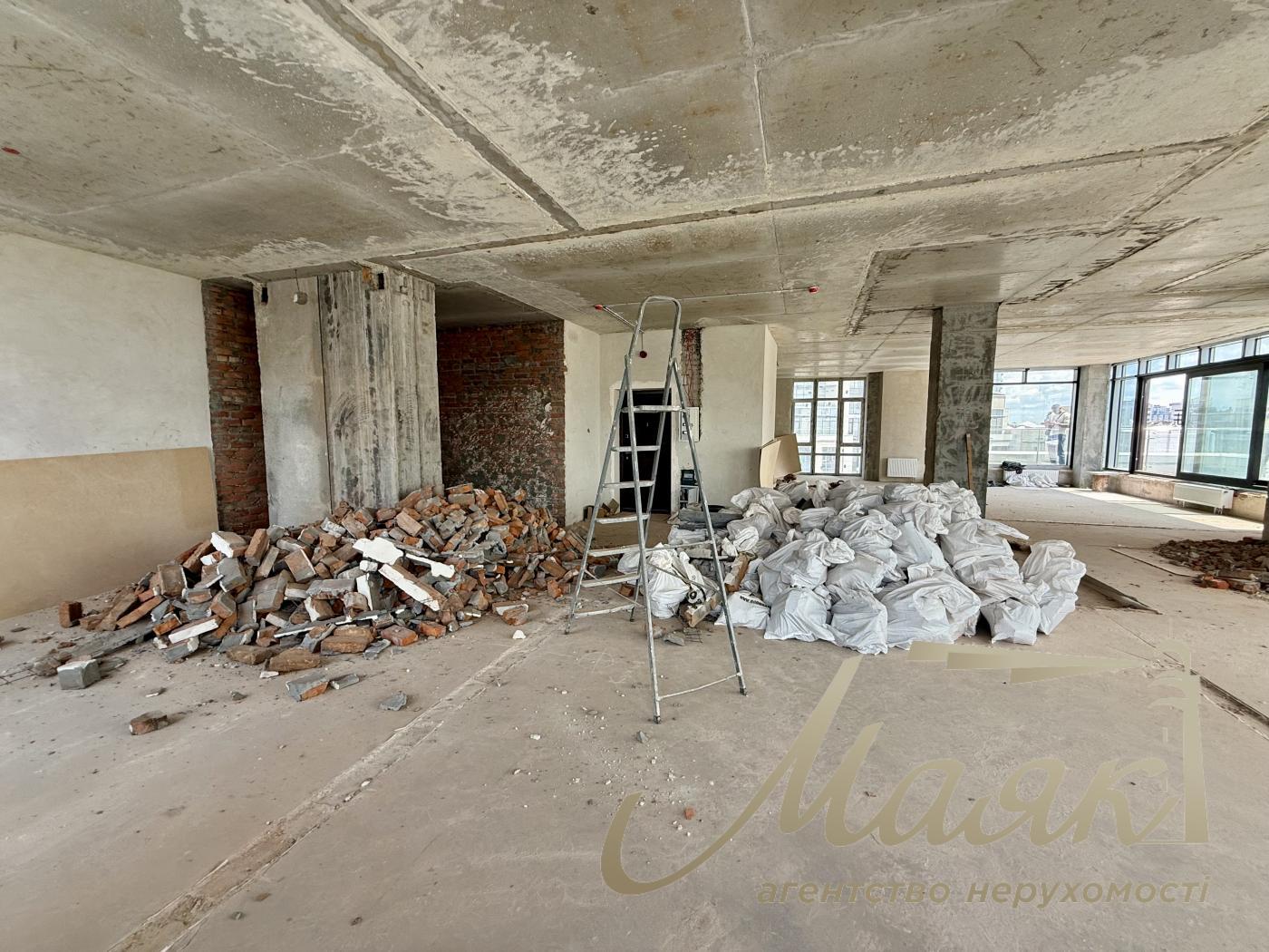 Apartment for sale with terrace in Residential Complex Boulevard Fontonov, Pechersk, Kiev