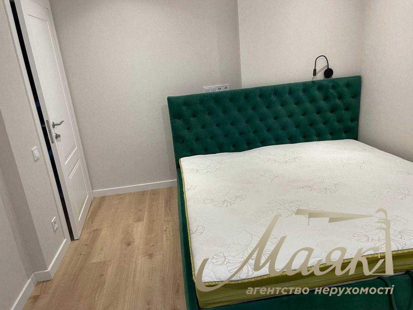 Продажа 3-комнатной квартиры ЖК Файна Таун, ул. Салютная