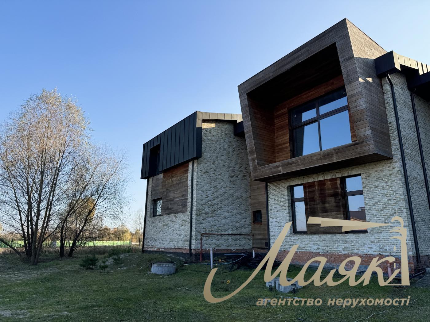 Продаж будинку в елітному КМ Сонячна долина, Романків
