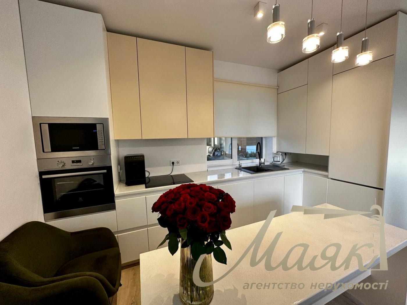 Продаж таунхауса Гатне 105м2