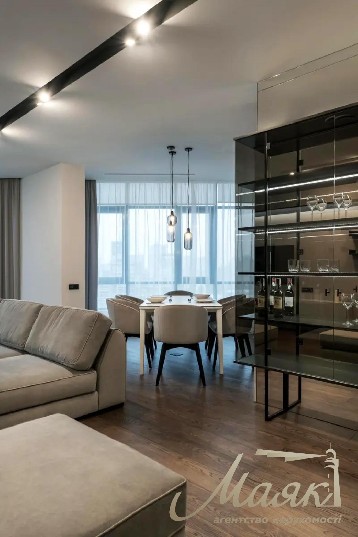 Продаж 4к. квартири 160 м у ЖК PecherSky, вул. Болсунівська, 2. Печерськ