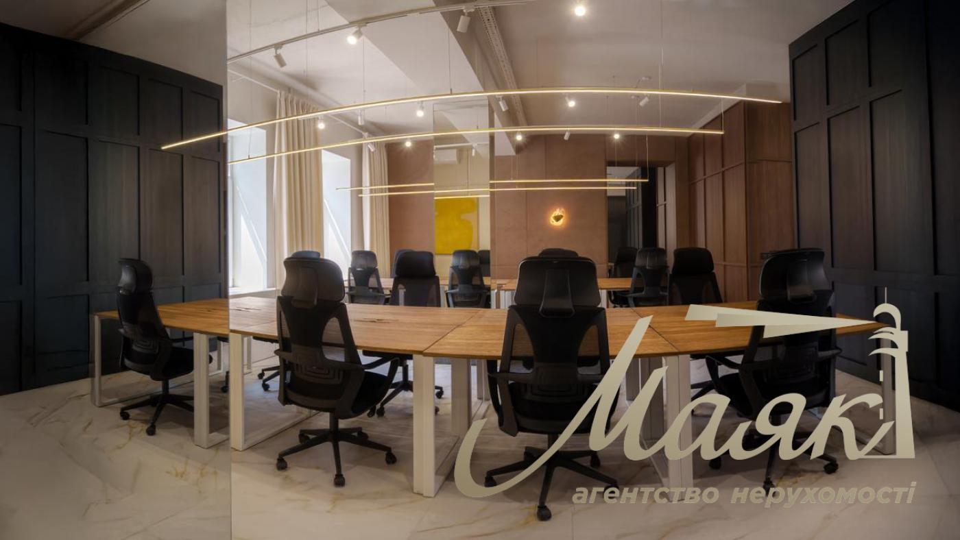 Office for rent in the Center m. Palace of Sports, Esplanadnaya str.