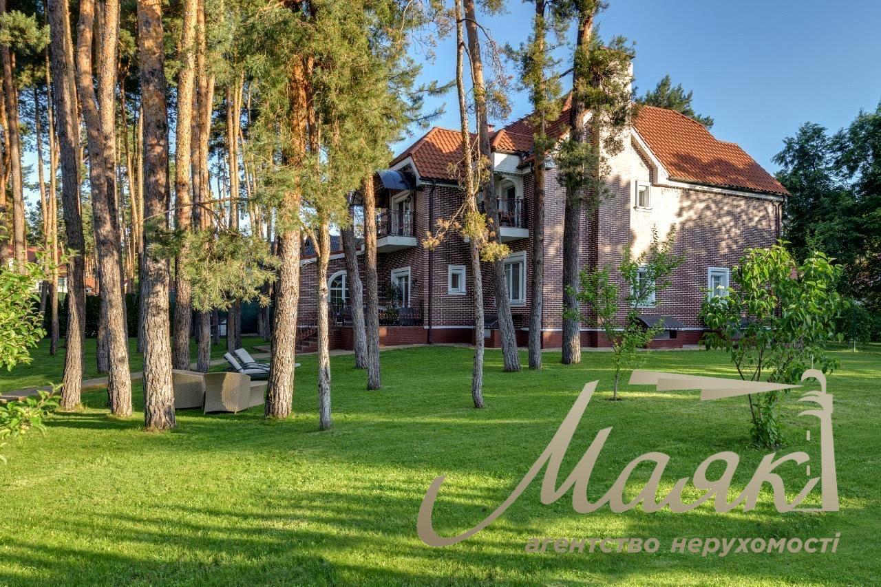 Оренда будинку в Конча-Заспі, КМ "Французьке містечко" 650 м² ділянка 30 соток вул. Лісова