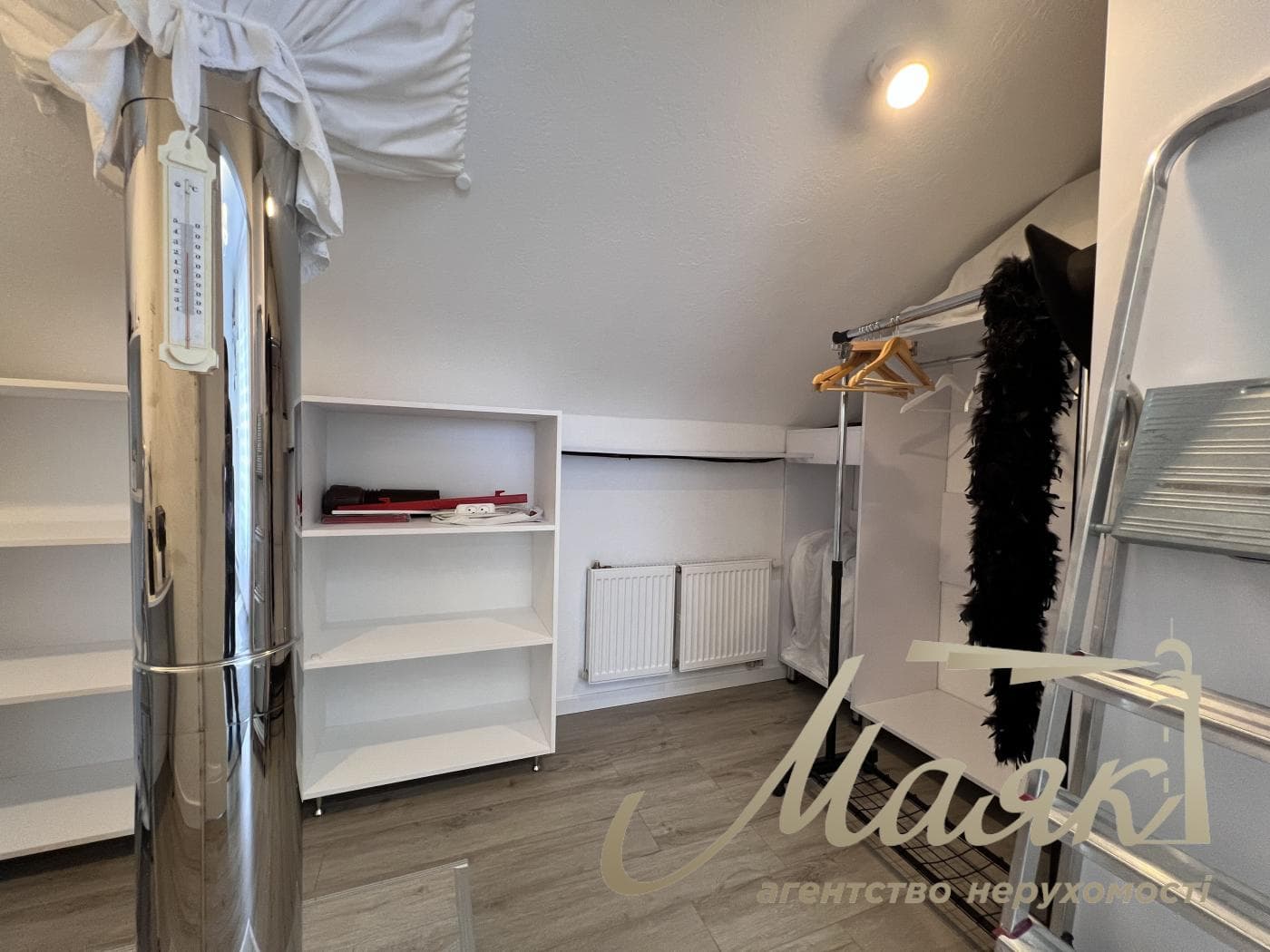 Rent 3-storey house 177m2, s.Skibin, Brovarsky district