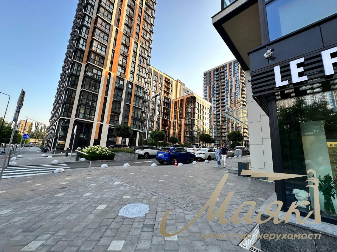 Sale of facade premises 141m2 in residential complex French Quarter 2, Predslavinskaya St., Center, Kyiv