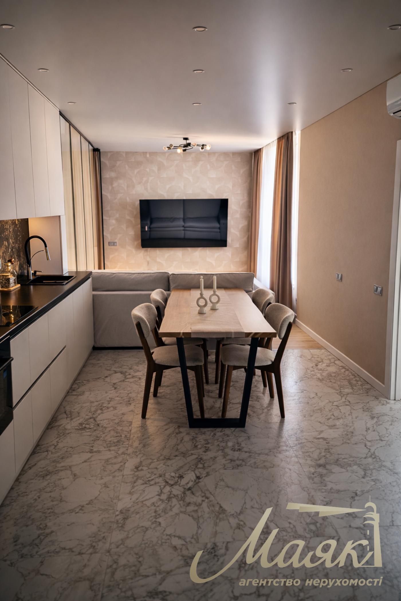 Продаж 3-х кімнатної квартири в ЖК Новопечерська Вежа