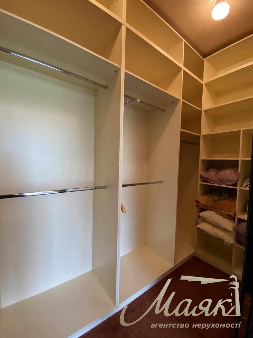 Rent of 2-storey house 781m2, KG Dneprovskaya Volna, Kozin