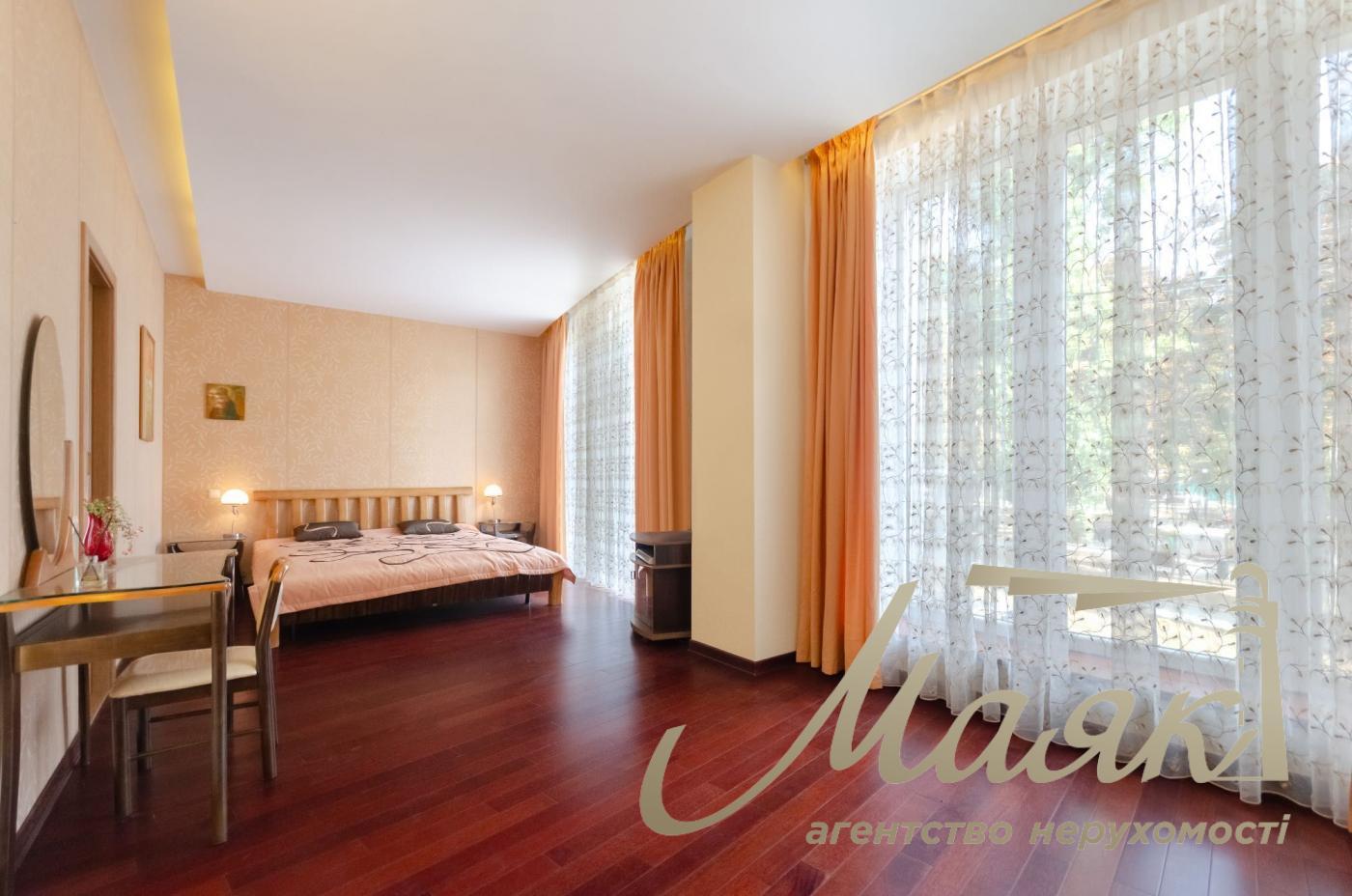 Оренда будинку в центрі Києва, Печерський район, вул. Чигоріна,