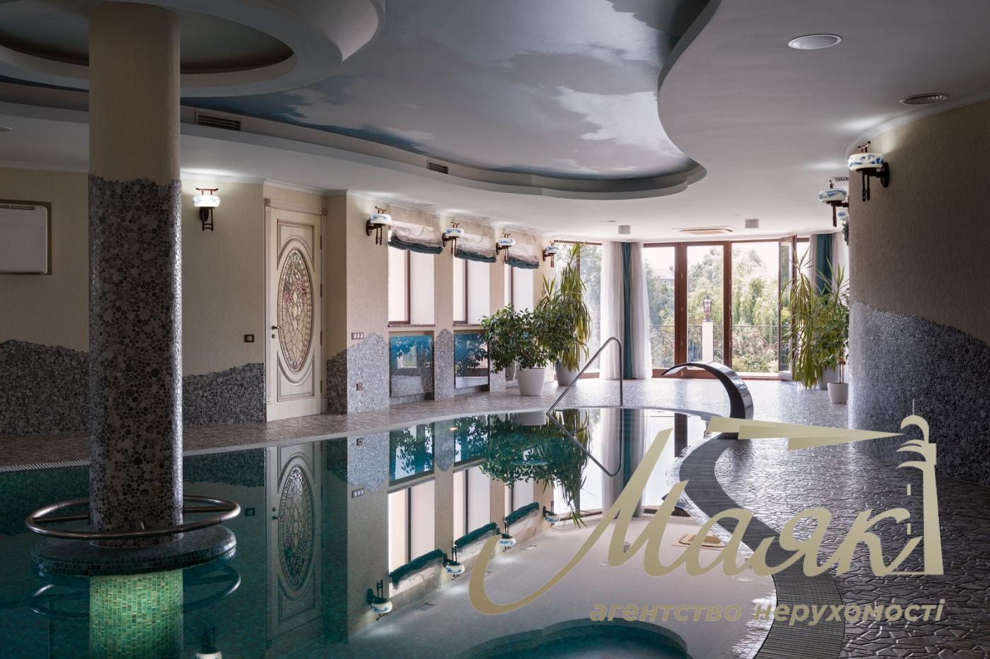 Продається резиденція в котеджному містечку "Конча - Заспа Озерна"