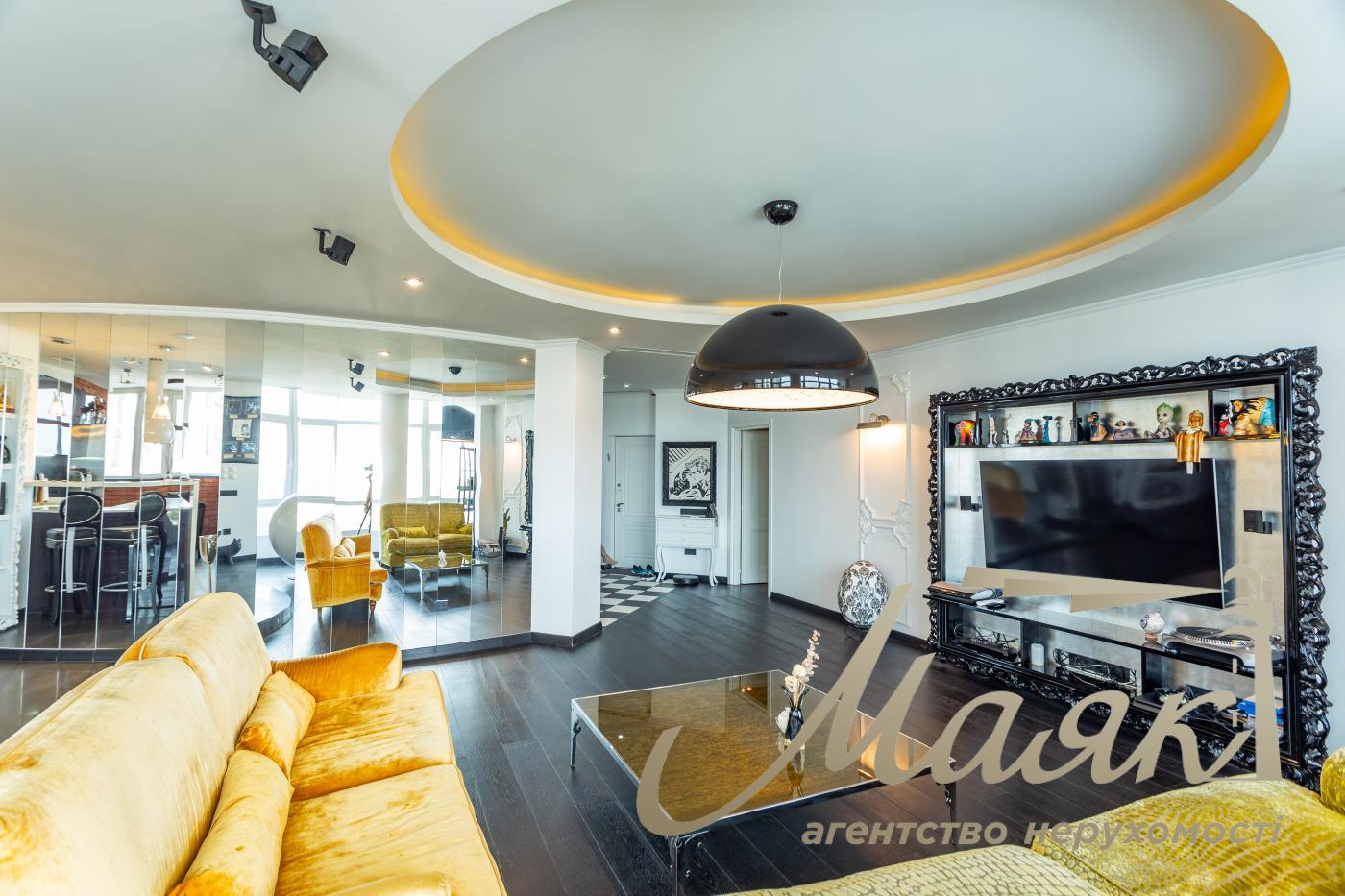 Rent 180m2 view apartment in LCD Novopecherskie Lipki, Andriy Verkhoglyada/Dragomirov Street 5, Pechersk, Kyiv