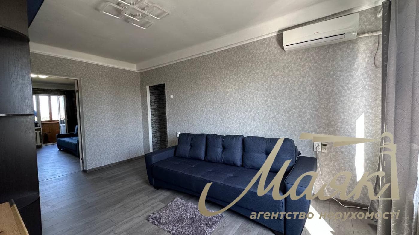 Продажа 3-комнатной квартиры Харьковское шоссе 21/1, Дарницкий район