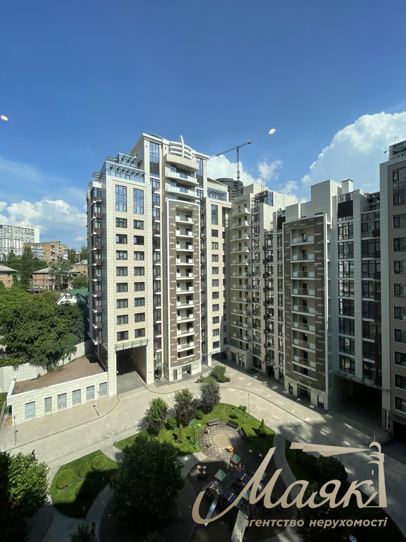 Аренда 3-х комнатной квартиры в ЖК Бульвар Фонтанов, Печерск