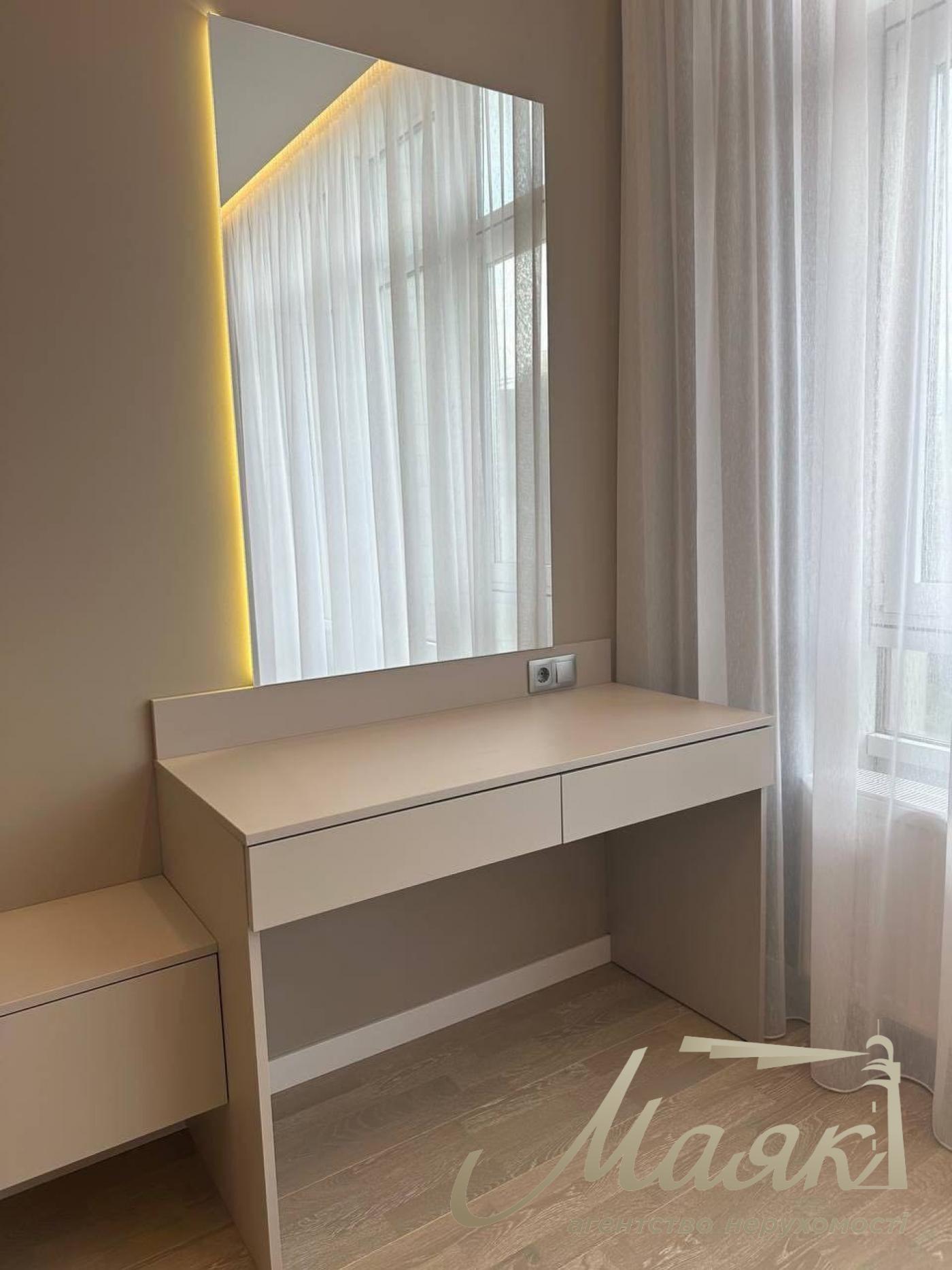 Продаж квартири 120 м2 у преміум ЖК Бульвар фонтанів
