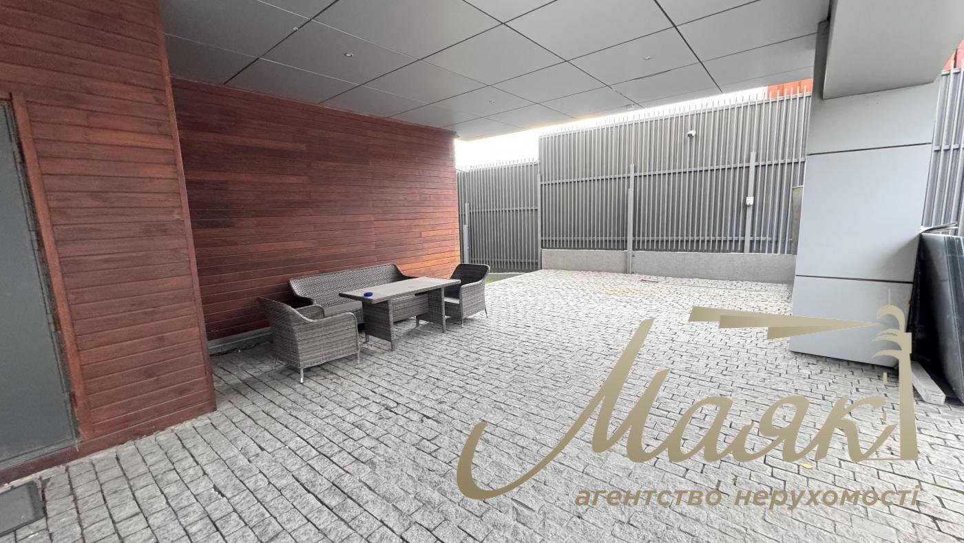 Продаж офісної будівлі в живописном районІ! Ул. Верхнегорская. Центр. Киев