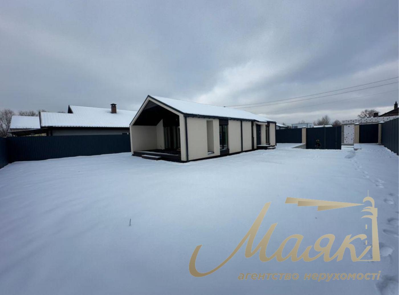Продаж будинку 102 кв.м. Площа ділянки - 5,15 соток. Осокорки. Своя ділянка.