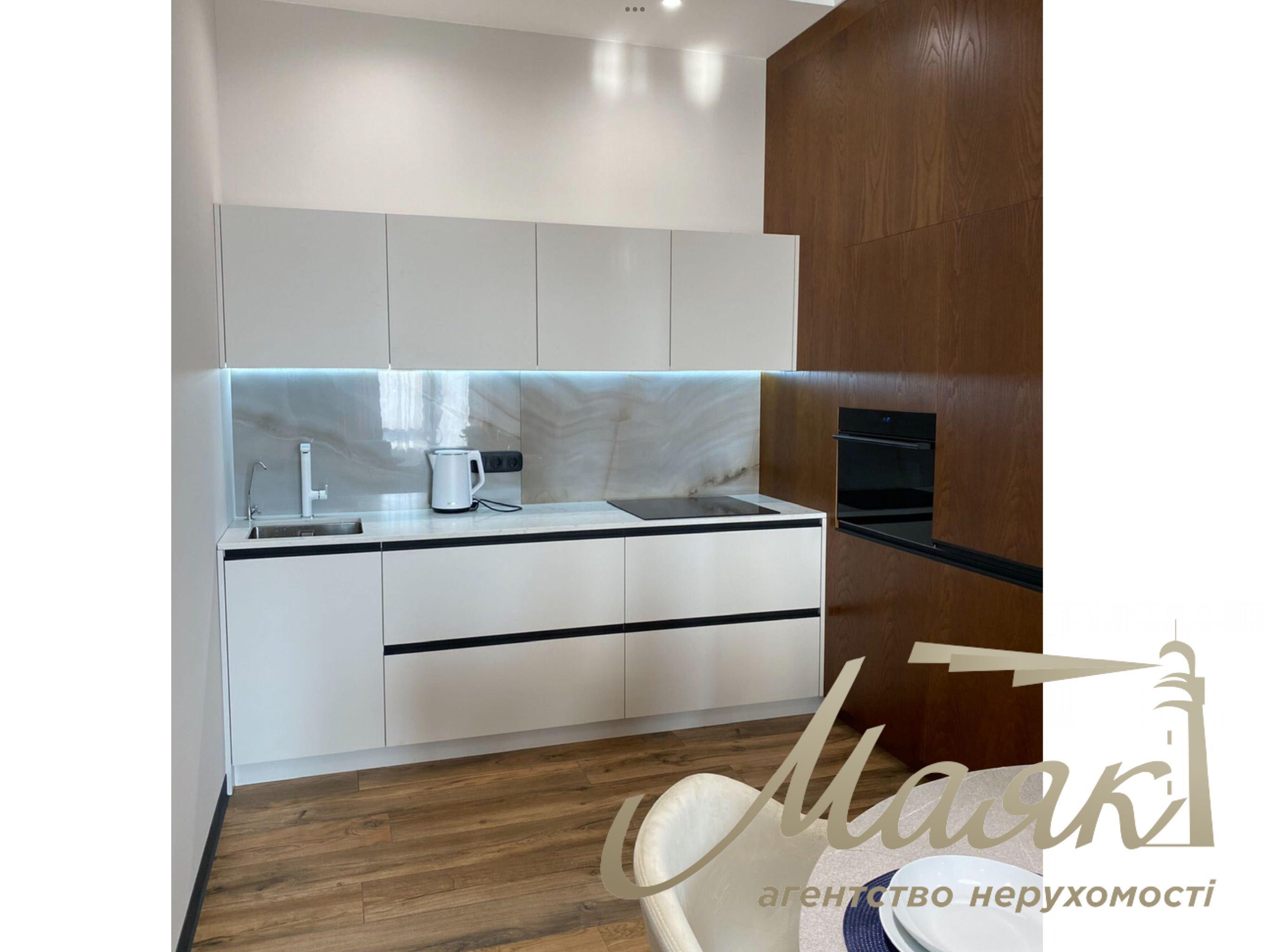 Аренда кв 55м, ЖК Tetris Hall, Печерск + паркоместо