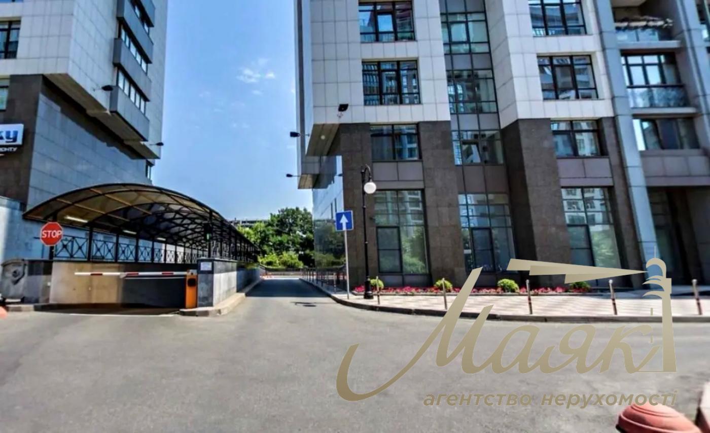 Ferry house for rent LCD Novopecherskie Lipki, Dragomirova 3, Pechersky district