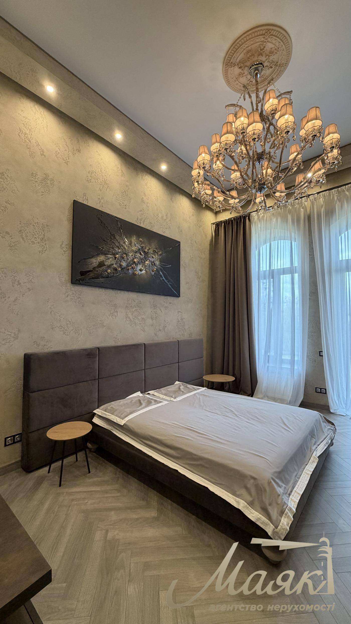 Оренда одноповерхового будинку 250 м² в с. Віта-Поштова в марокканському стилі, Київська область