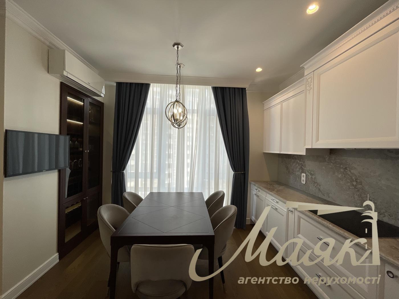 Аренда 3-х комнатной квартиры в ЖК Бульвар Фонтанов, Печерск