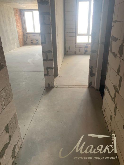 For sale 3-room apartment, 128 m2, in residential complex "Novopecherska Vezha"