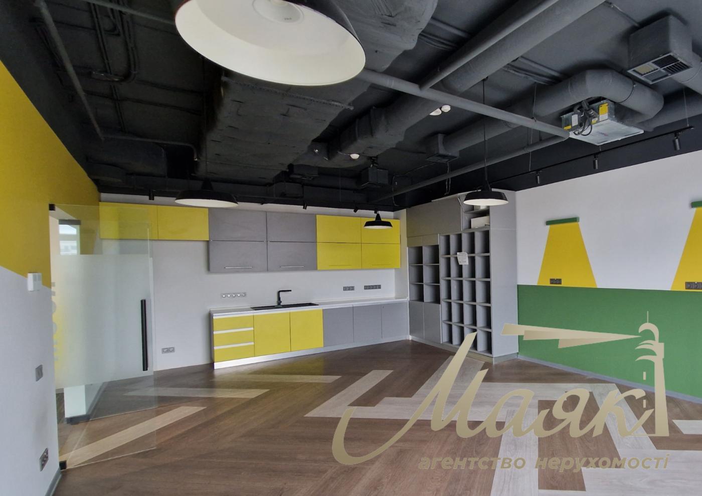 Office for rent 960m2, BC Astarta, Podol