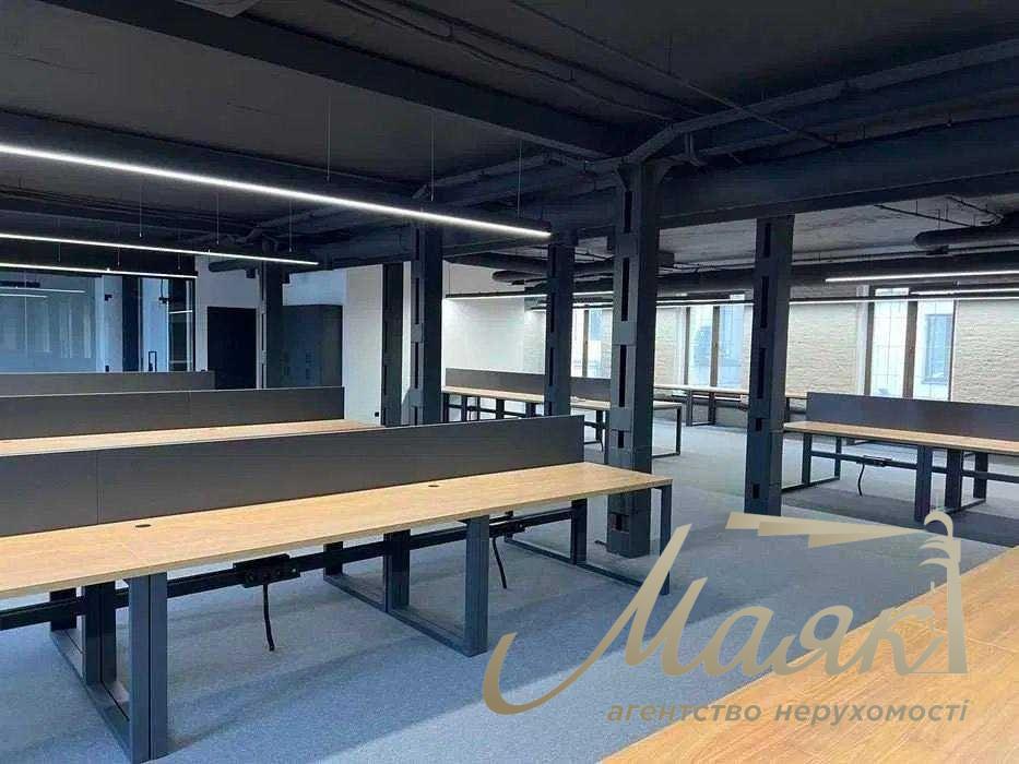 Оренда офісу 350м2 на Контрактовій, Поділ.