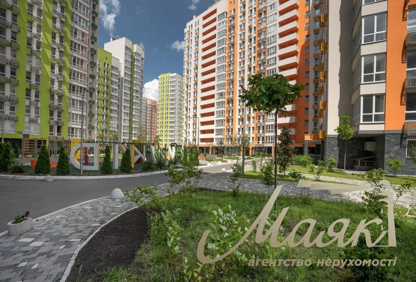 Аренда фасадного помещения 63м2 в ЖК Нивки Парк, пр.Берестейский 67-Г.