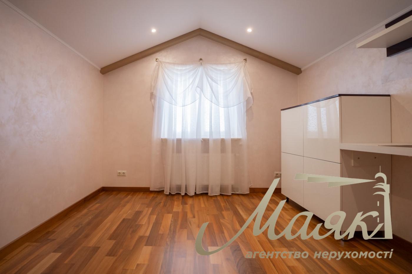 Продаж будинку/таунхауса 200м2 Оболонь, Київ