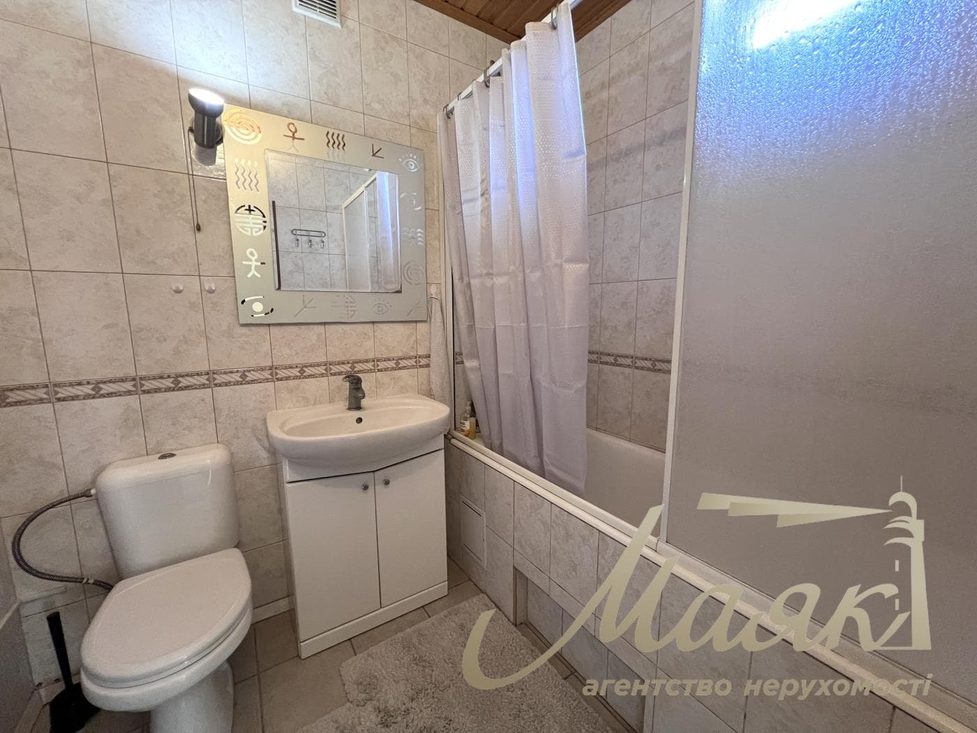 Продаж 3-х поверхового будинку 380м2, Крушинка