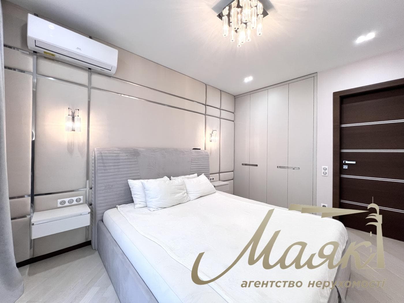 Rent 2-bedroom apartment in LCD "French Quarter 2", 63m², Predslavynska street, 55-A, Kiev