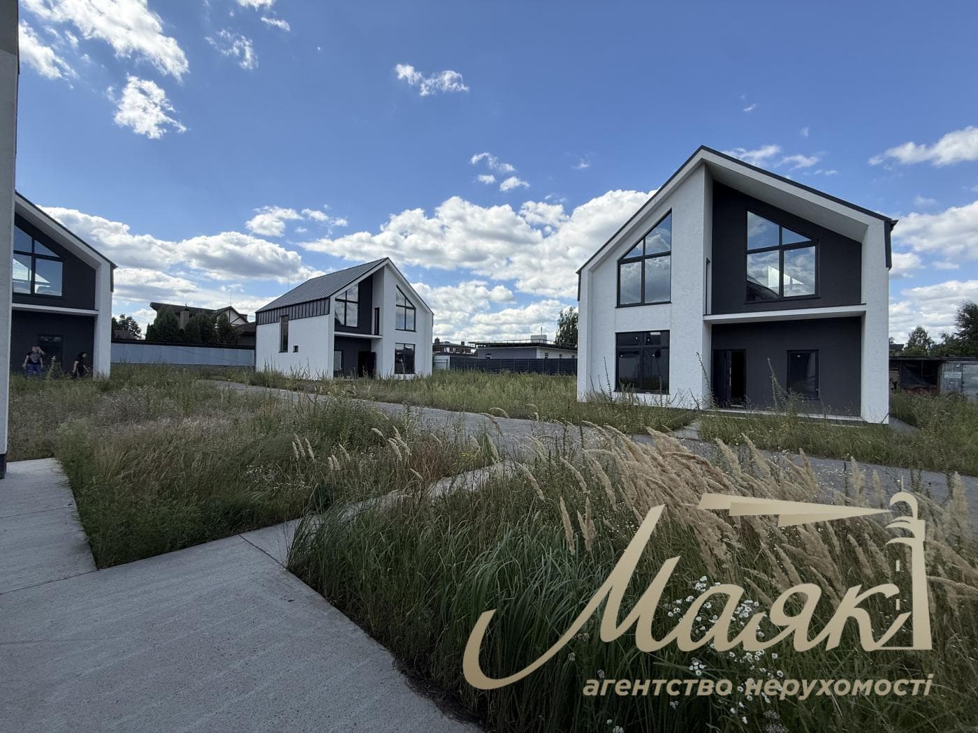 For Sale: 2-Story House (175 m²) in the village of Vyshenky, Kyiv Oblast, Boryspil District