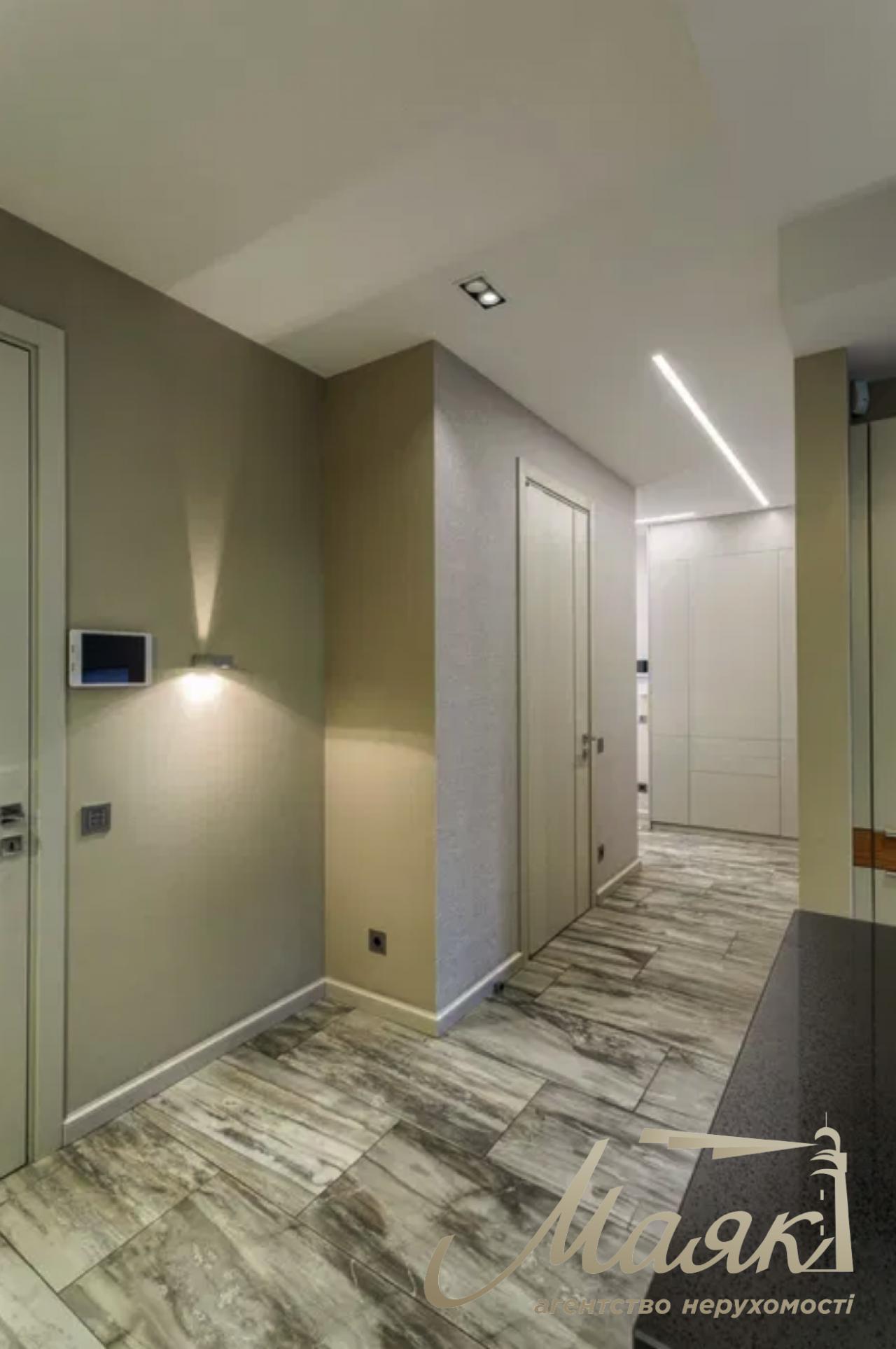 Sale of 3-room apartment Shota Rustaveli street