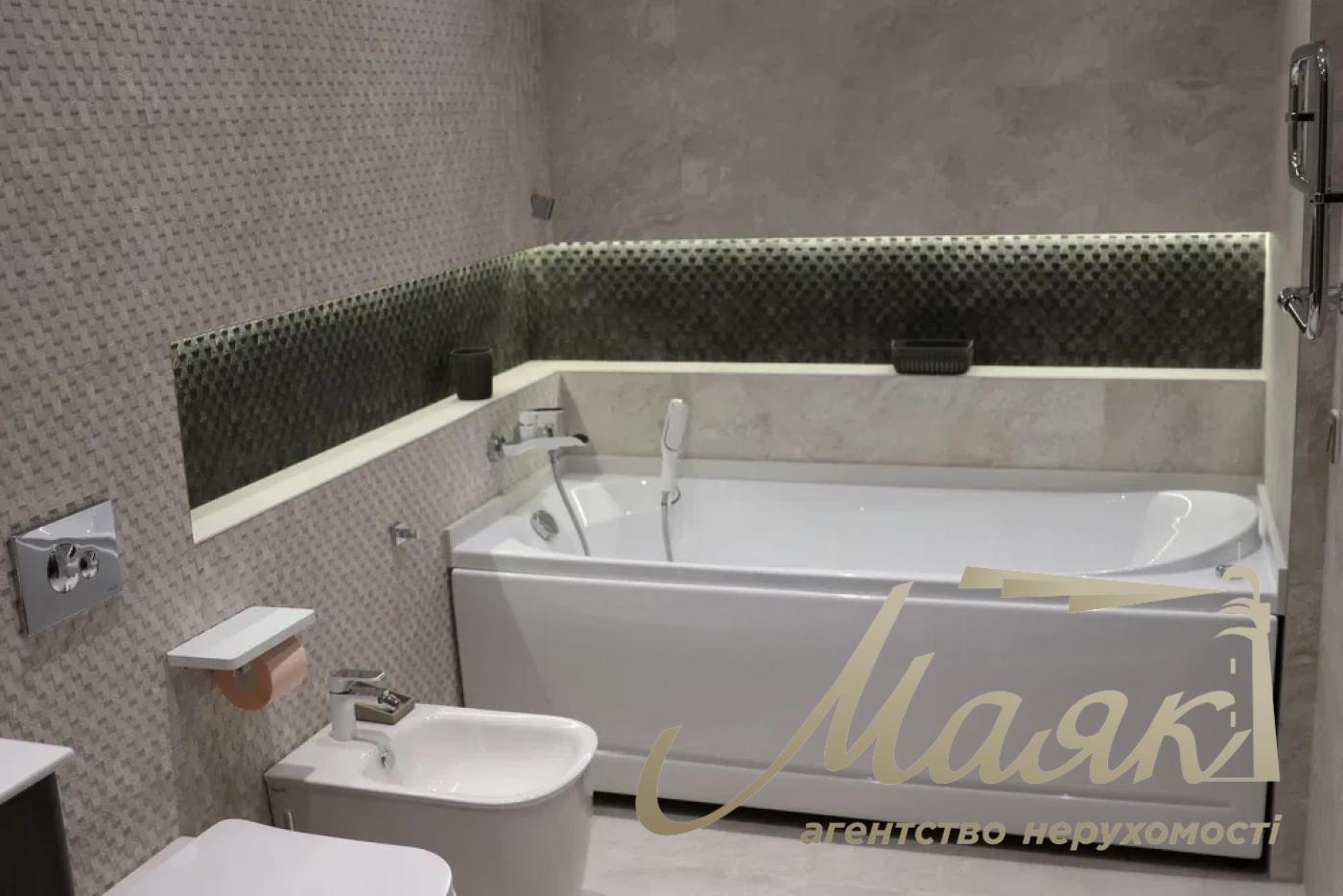 Оренда 3-кімнатної квартири ЖК Royal Tower, вул. Саксаганського