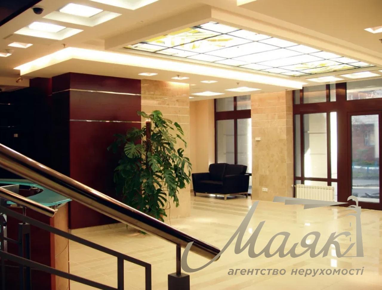 Rent of a building on Pechersk, Nemirovich Danchenko St.