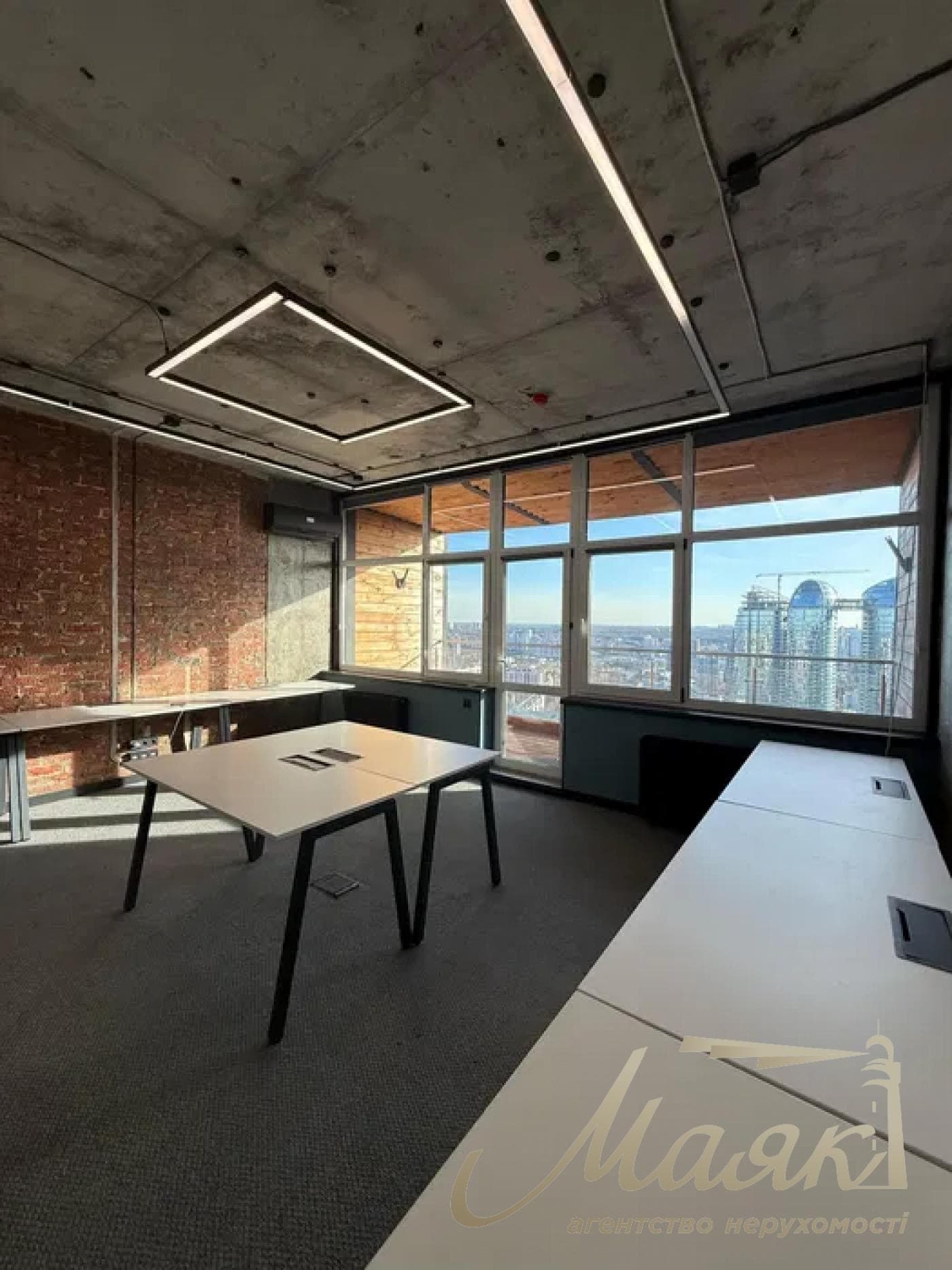 Оренда дизайнерського офісу площею 117 м² на Печерську, вул. Коновальця