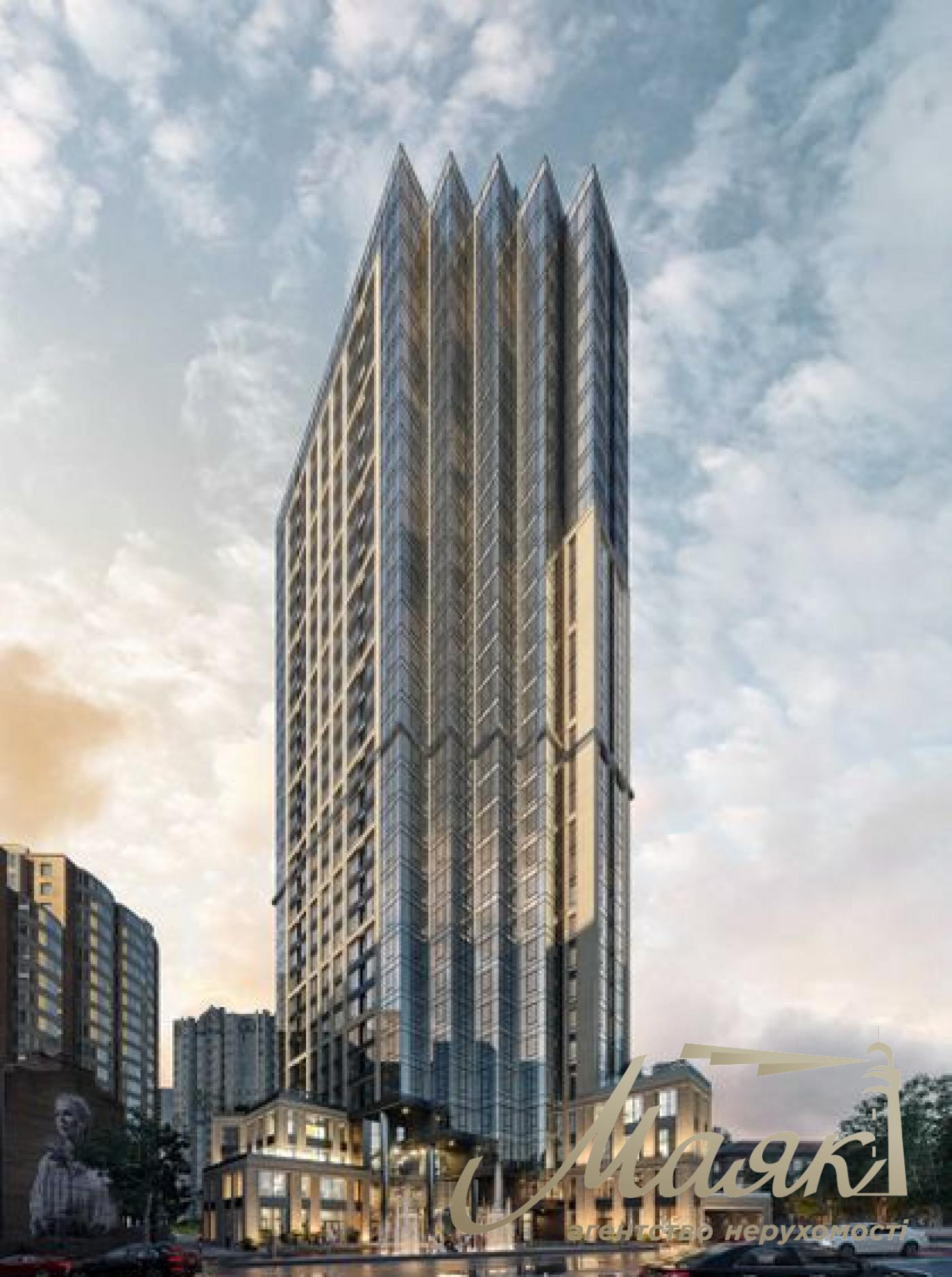 For sale 2k. apartment in LCD A136, Antonovicha street. Center