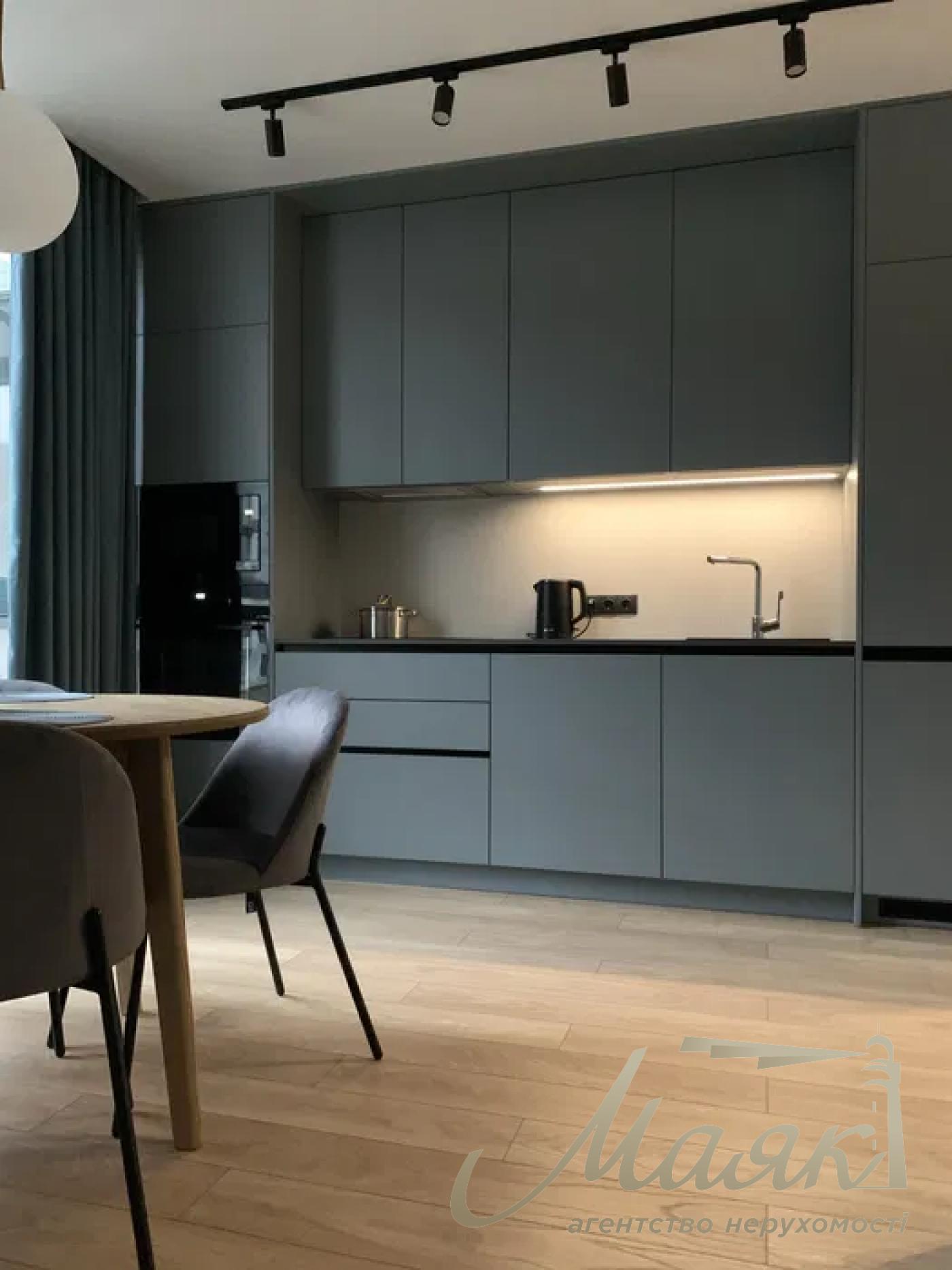 Продаж 2-кімнатної квартири ЖК Файна Таун, вул. Салютна