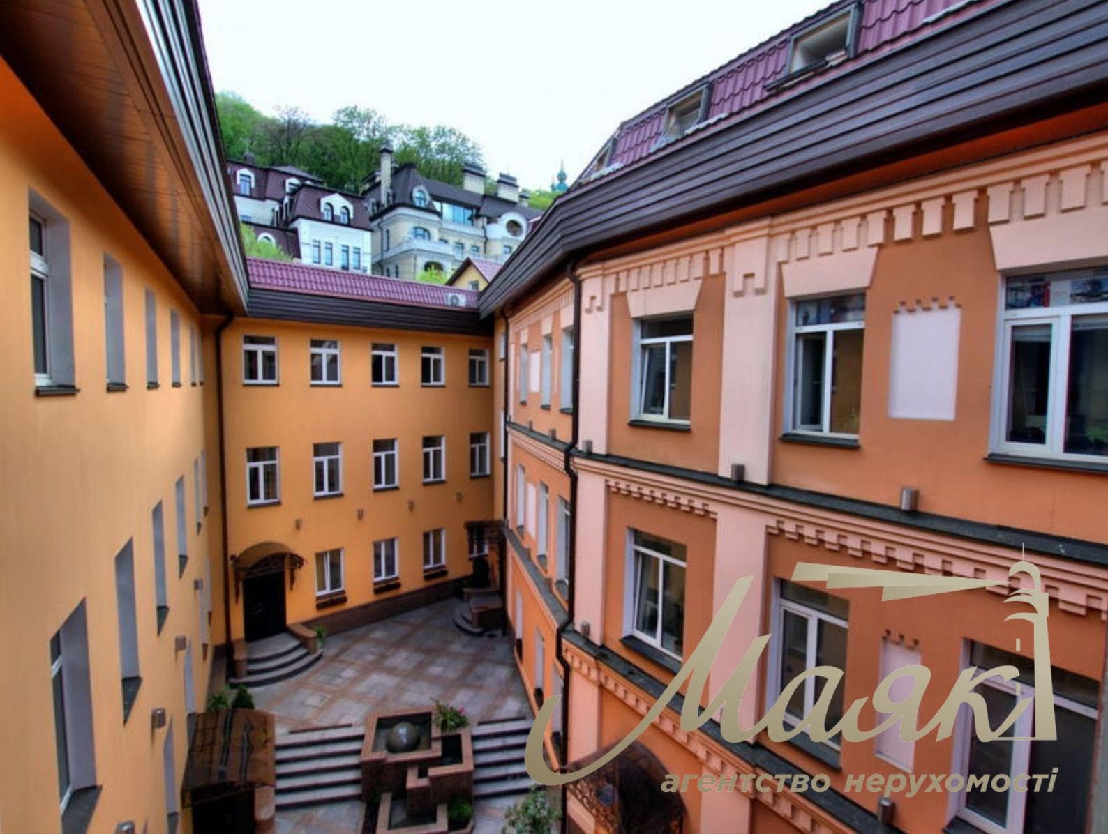 Rent a 2,500-meter standalone building in Podil | School, Preschool, Consulate